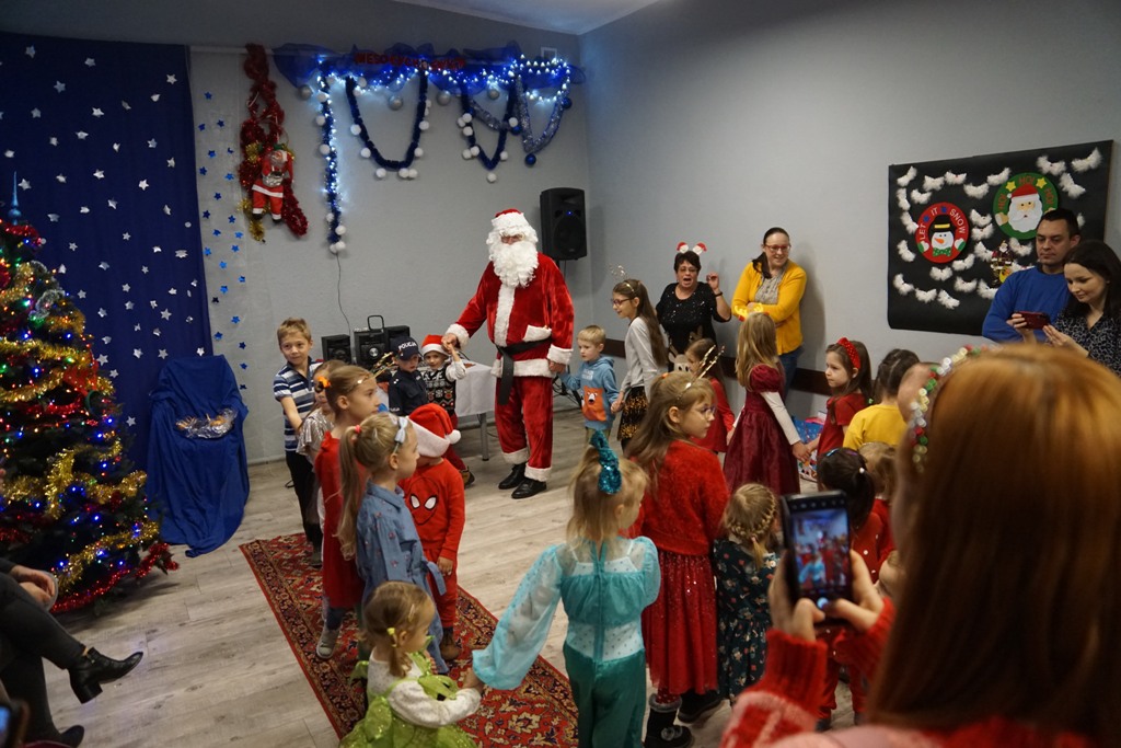 Święty Mikołaj rozpoczął swoją wizytę w gminie Kunice