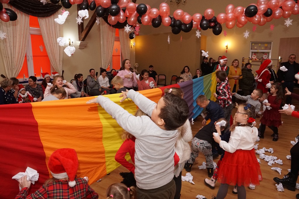 Święty Mikołaj rozpoczął swoją wizytę w gminie Kunice