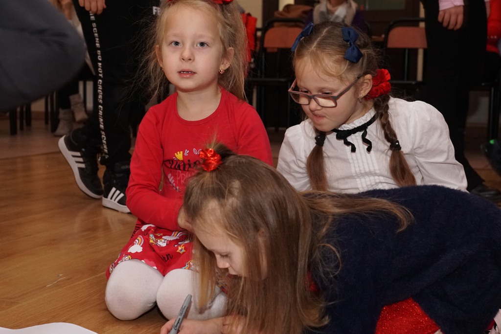 Święty Mikołaj rozpoczął swoją wizytę w gminie Kunice