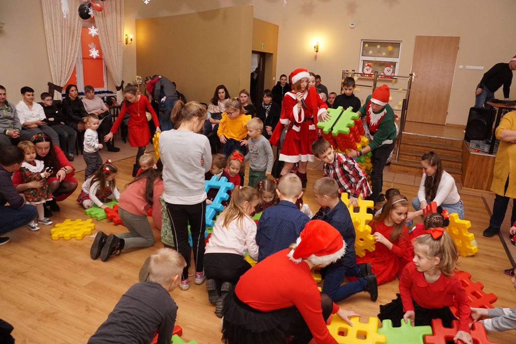 Święty Mikołaj rozpoczął swoją wizytę w gminie Kunice