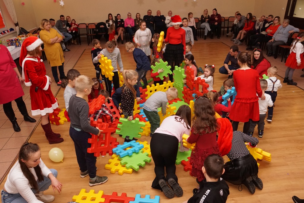 Święty Mikołaj rozpoczął swoją wizytę w gminie Kunice