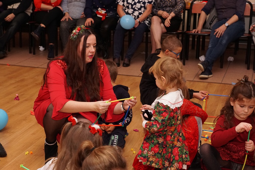 Święty Mikołaj rozpoczął swoją wizytę w gminie Kunice