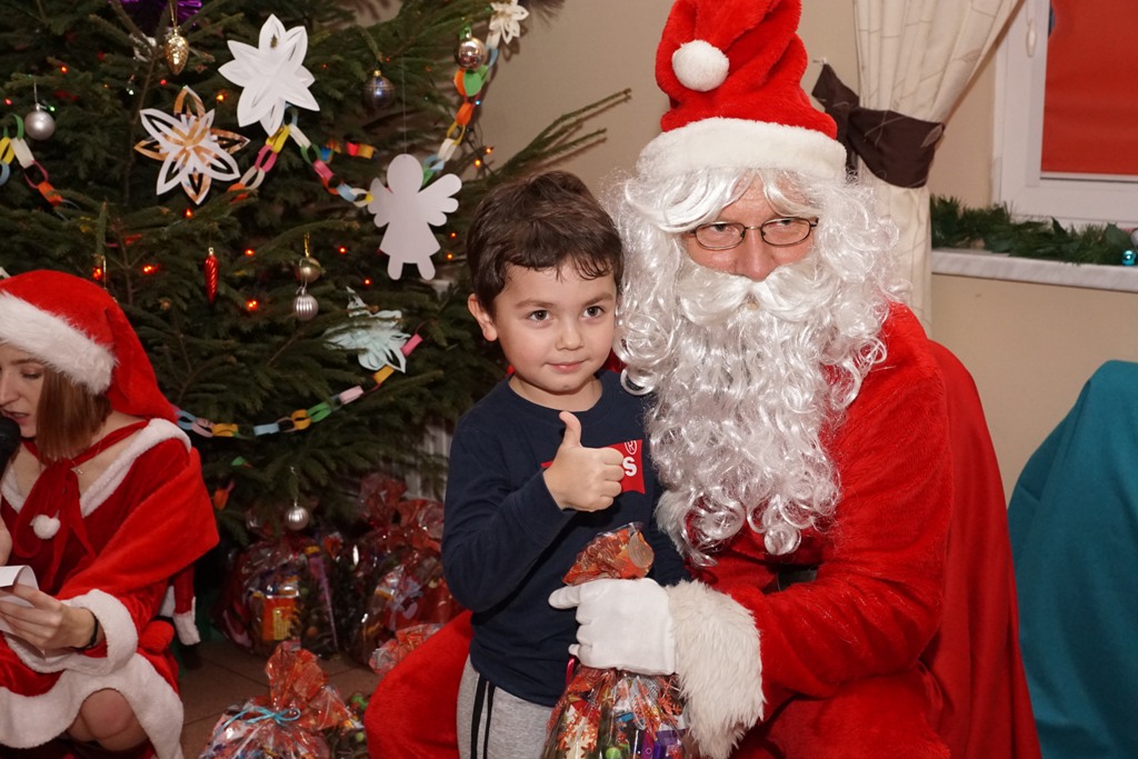 Święty Mikołaj rozpoczął swoją wizytę w gminie Kunice