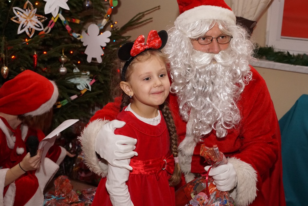 Święty Mikołaj rozpoczął swoją wizytę w gminie Kunice