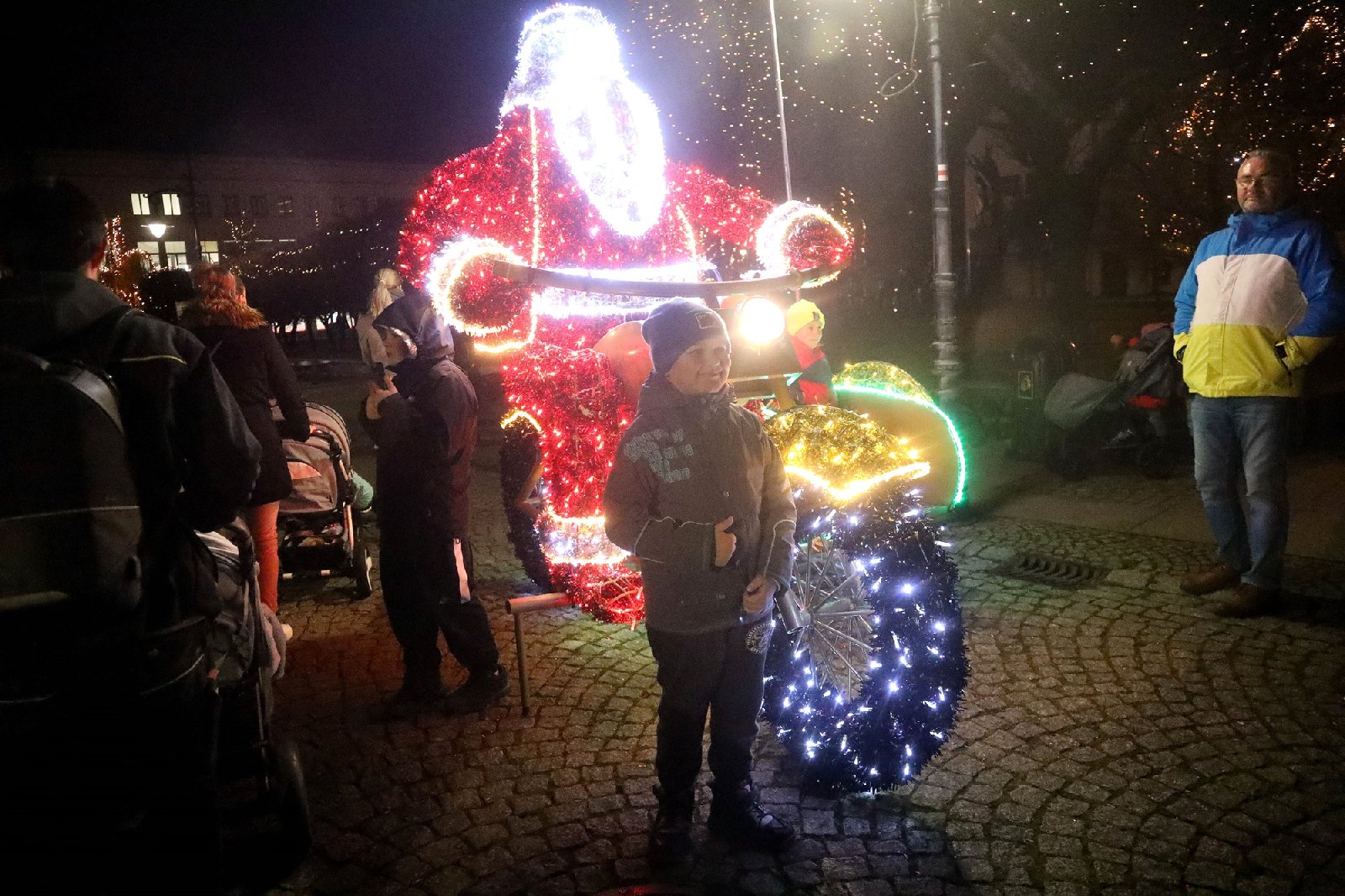 Rozbłysły świąteczne iluminacje w centrum miasta