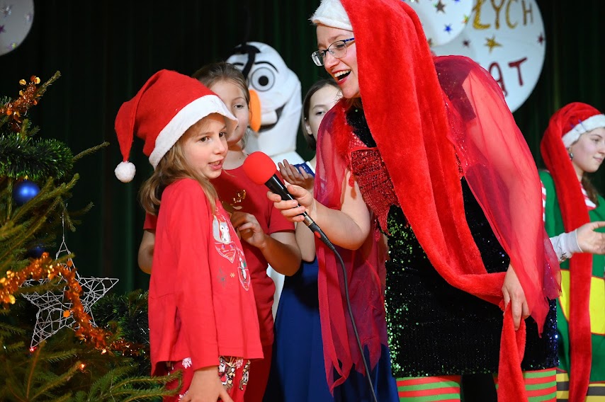 Mikołaj dotarł do dzieci w Domu Kultury 