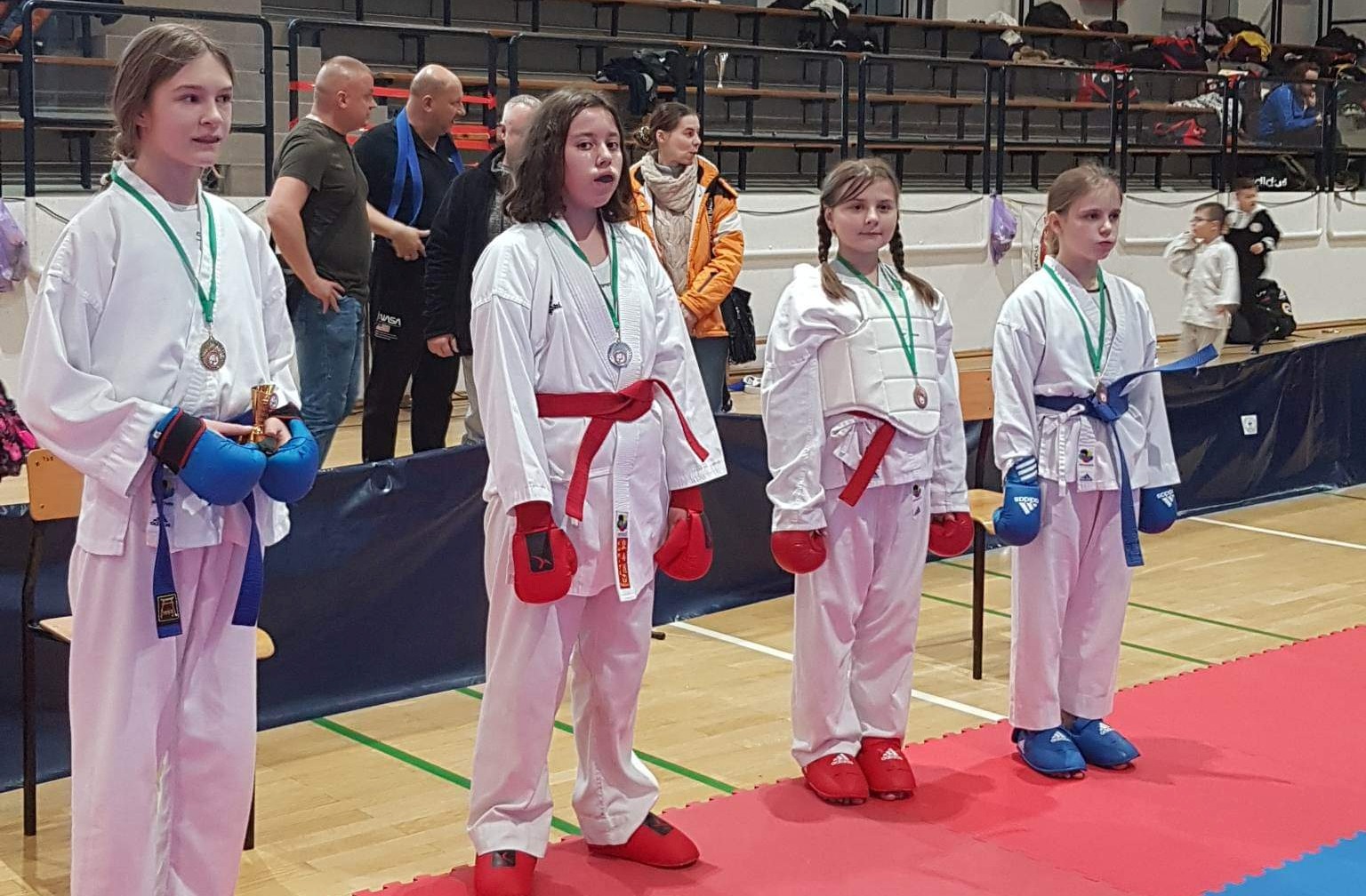 Mikołajkowy Turniej Karate Dzieci i Młodzieży w Chobieni