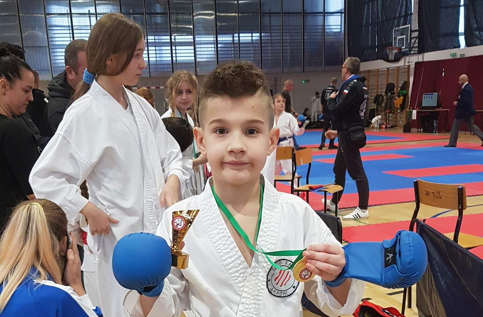 Mikołajkowy Turniej Karate Dzieci i Młodzieży w Chobieni