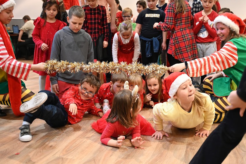 Mikołaj dotarł do dzieci w Domu Kultury 