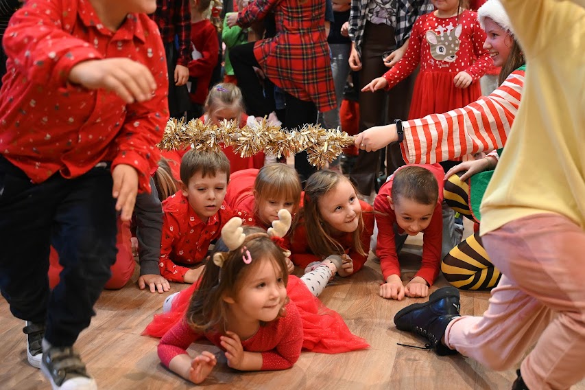 Mikołaj dotarł do dzieci w Domu Kultury 