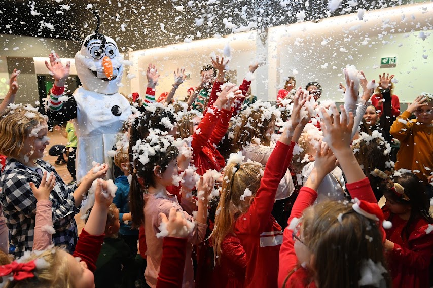 Mikołaj dotarł do dzieci w Domu Kultury 