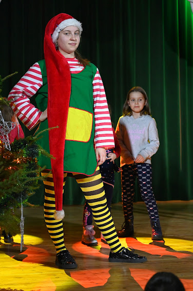 Mikołaj dotarł do dzieci w Domu Kultury 