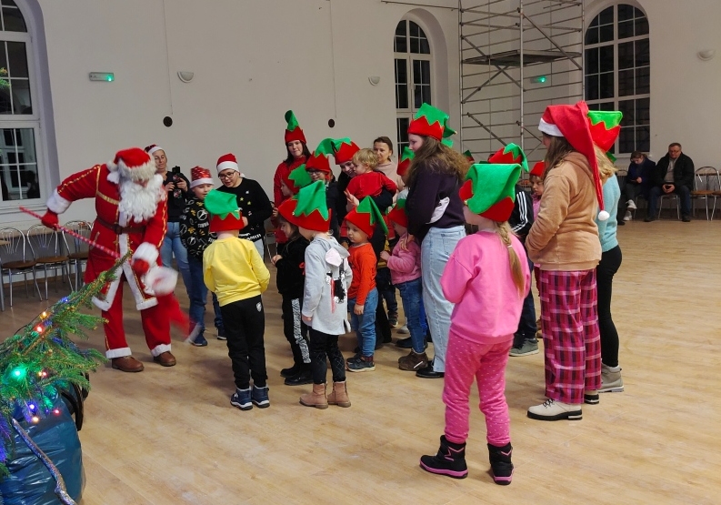 Mikołaj odwiedził dzieci z miasta i gminy Prochowice