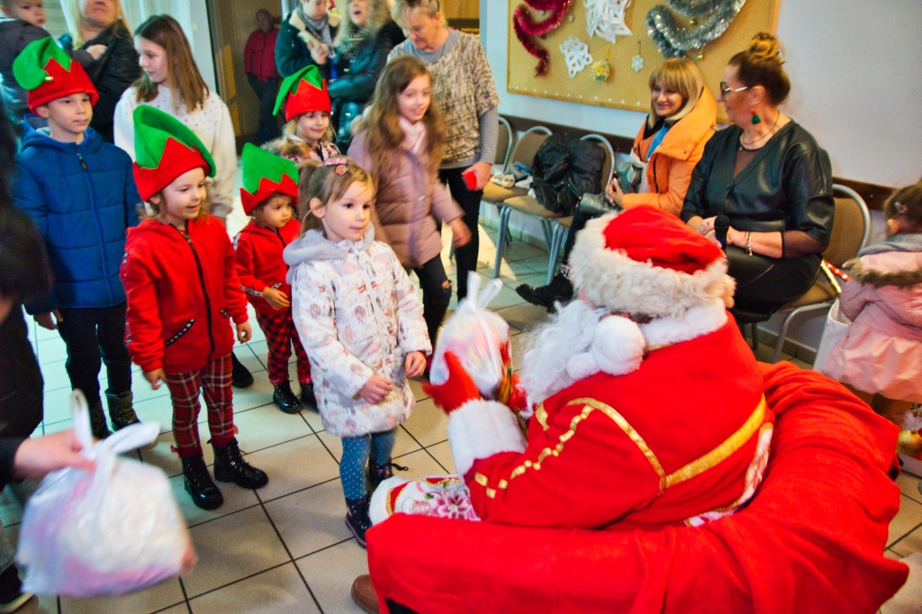 Mikołaj odwiedził dzieci z miasta i gminy Prochowice