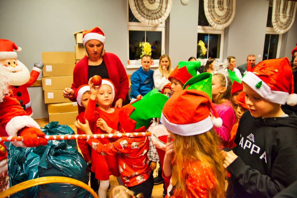 Mikołaj odwiedził dzieci z miasta i gminy Prochowice