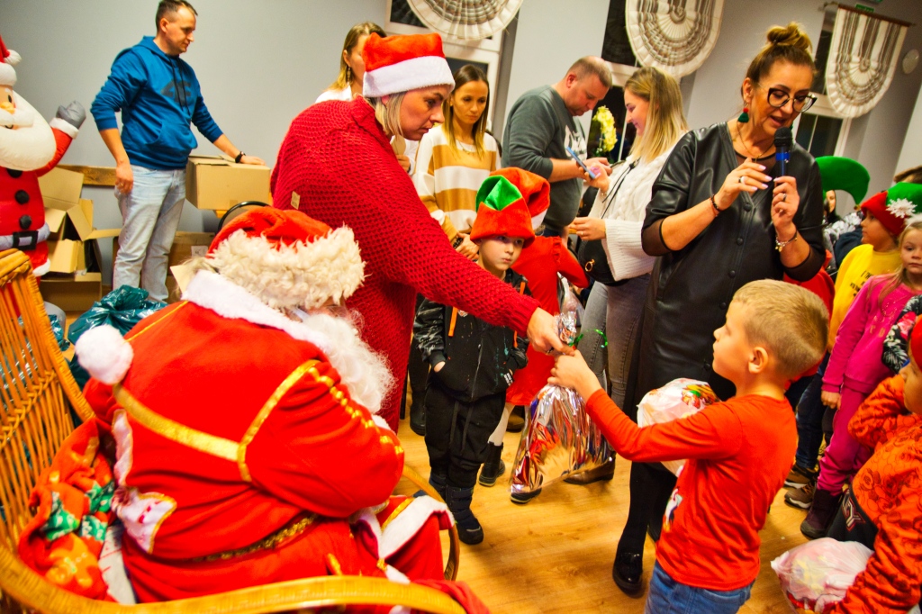 Mikołaj odwiedził dzieci z miasta i gminy Prochowice