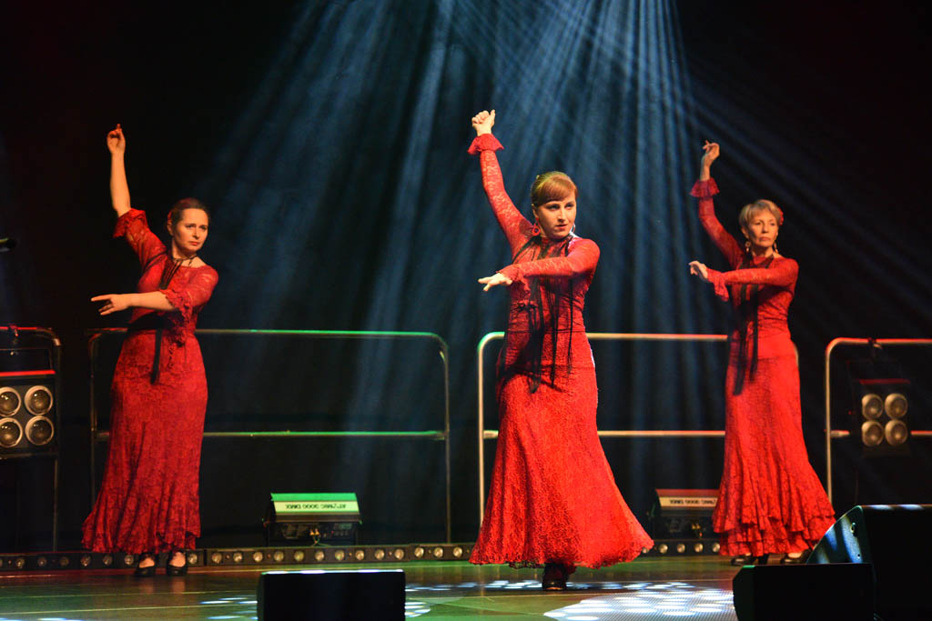 Ogniste rytmy flamenco w mroźny grudniowy wieczór
