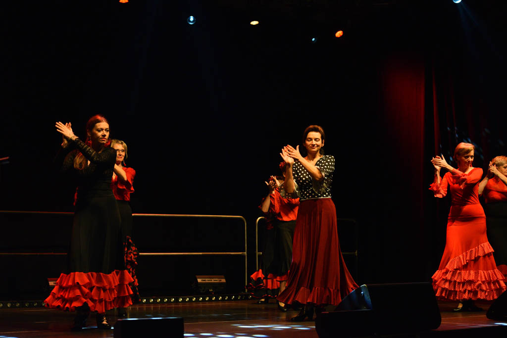 Ogniste rytmy flamenco w mroźny grudniowy wieczór