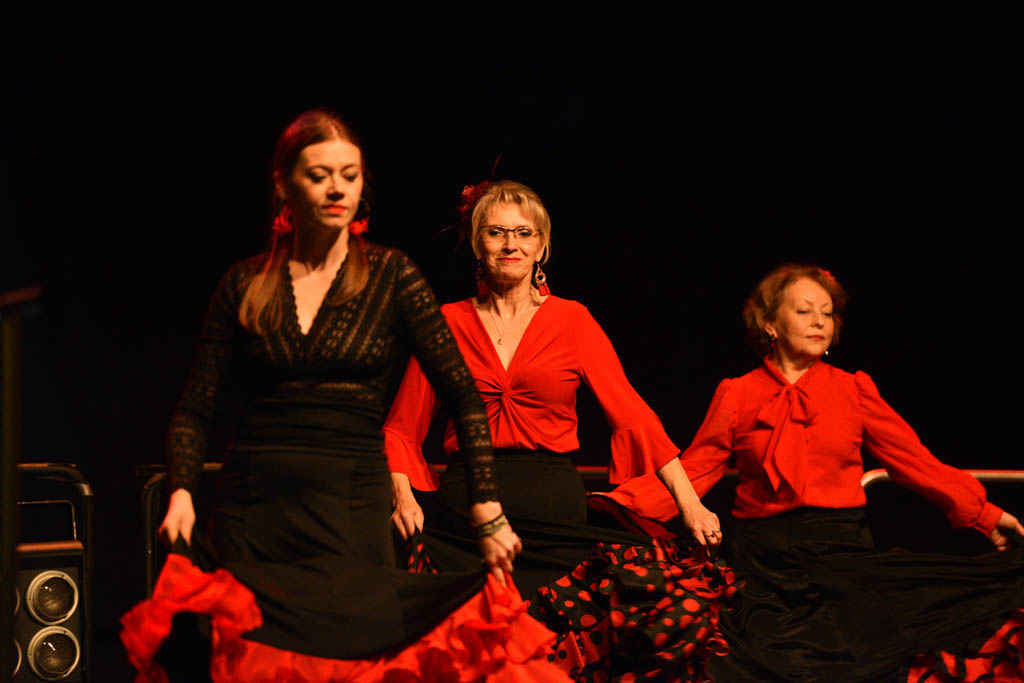 Ogniste rytmy flamenco w mroźny grudniowy wieczór