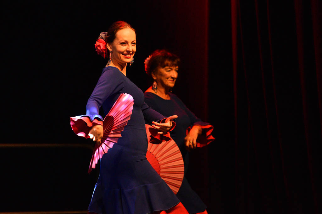 Ogniste rytmy flamenco w mroźny grudniowy wieczór