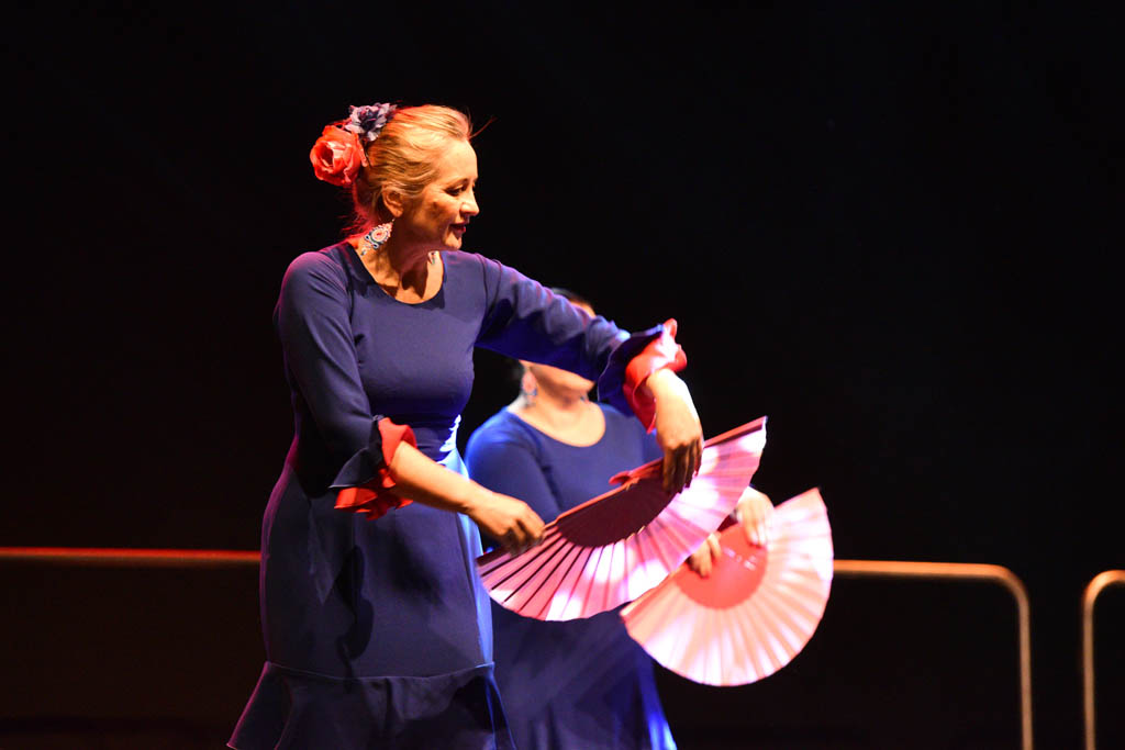 Ogniste rytmy flamenco w mroźny grudniowy wieczór