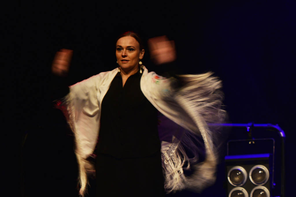 Ogniste rytmy flamenco w mroźny grudniowy wieczór