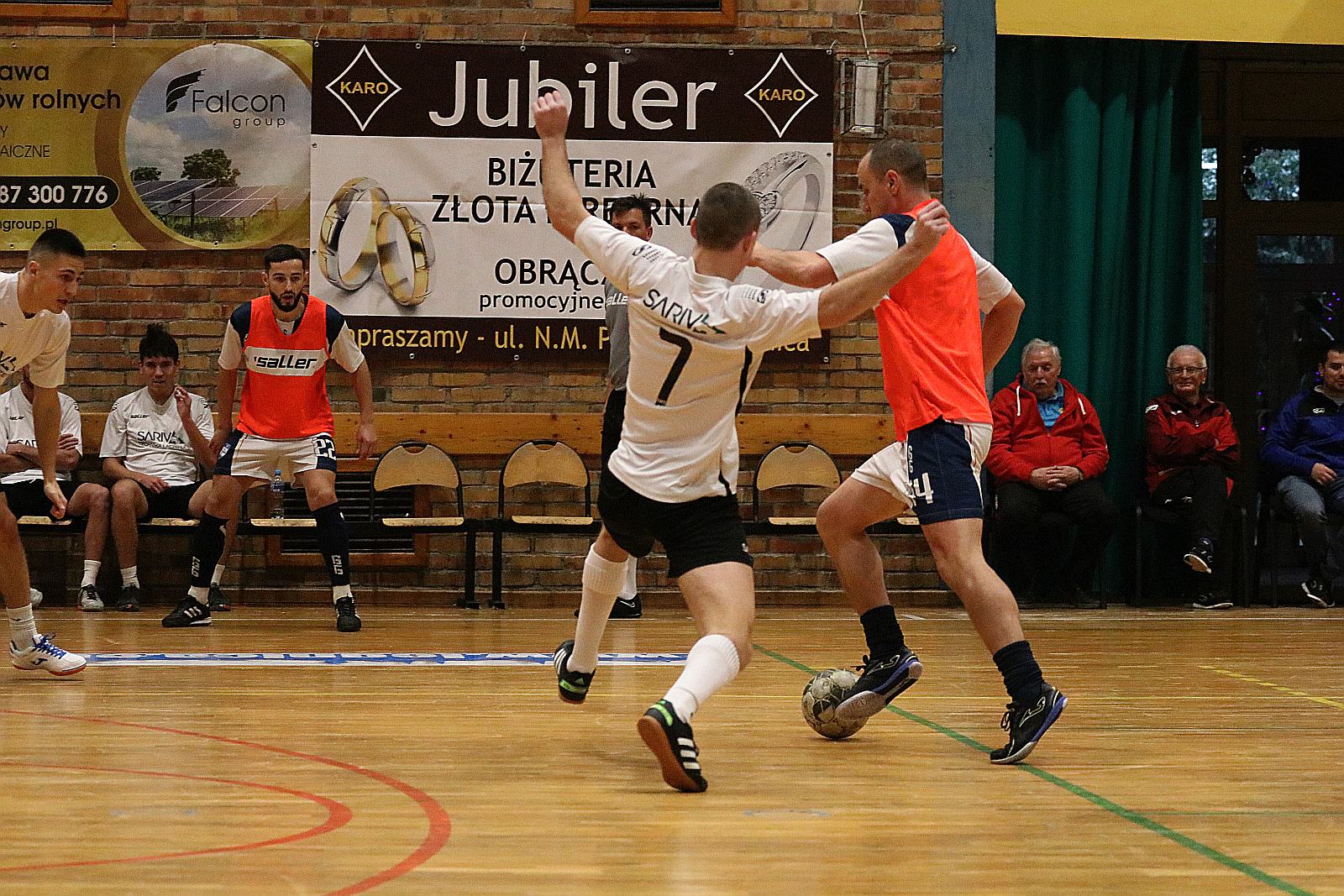 4. kolejka Legnickiej Ligi Halowej. Liderzy nie zwalniają