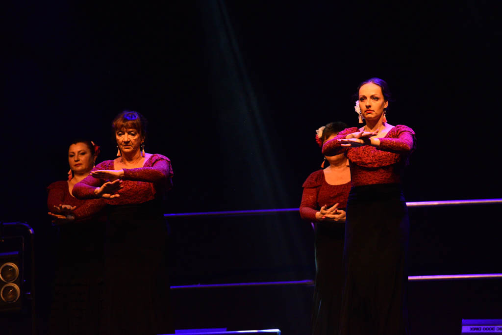 Ogniste rytmy flamenco w mroźny grudniowy wieczór