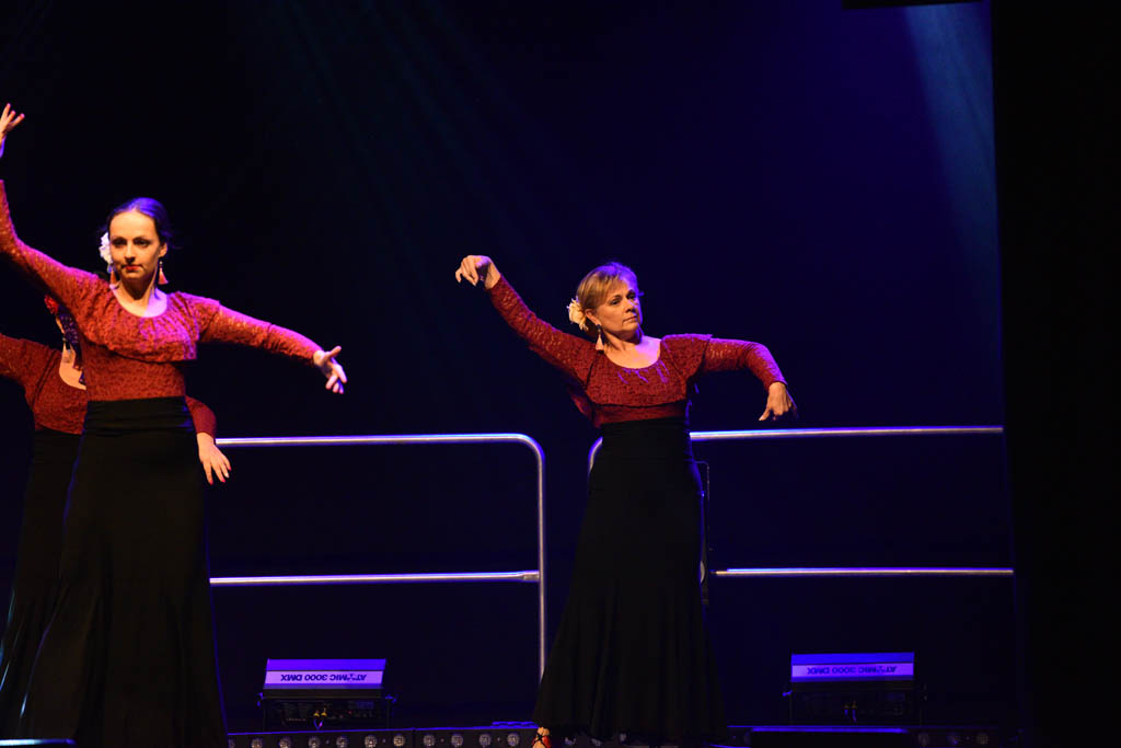 Ogniste rytmy flamenco w mroźny grudniowy wieczór