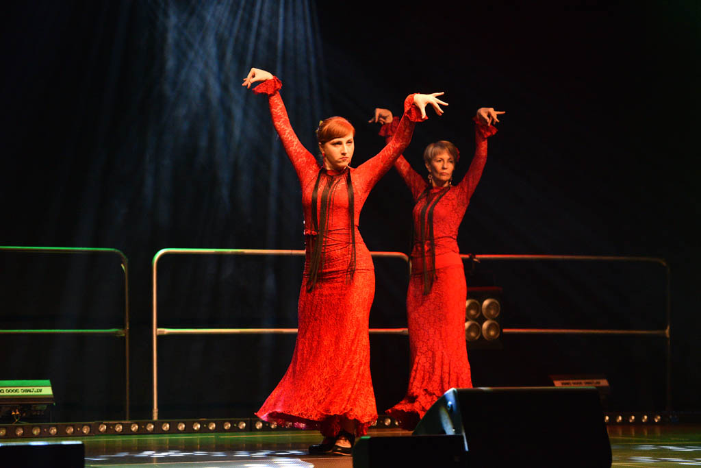 Ogniste rytmy flamenco w mroźny grudniowy wieczór
