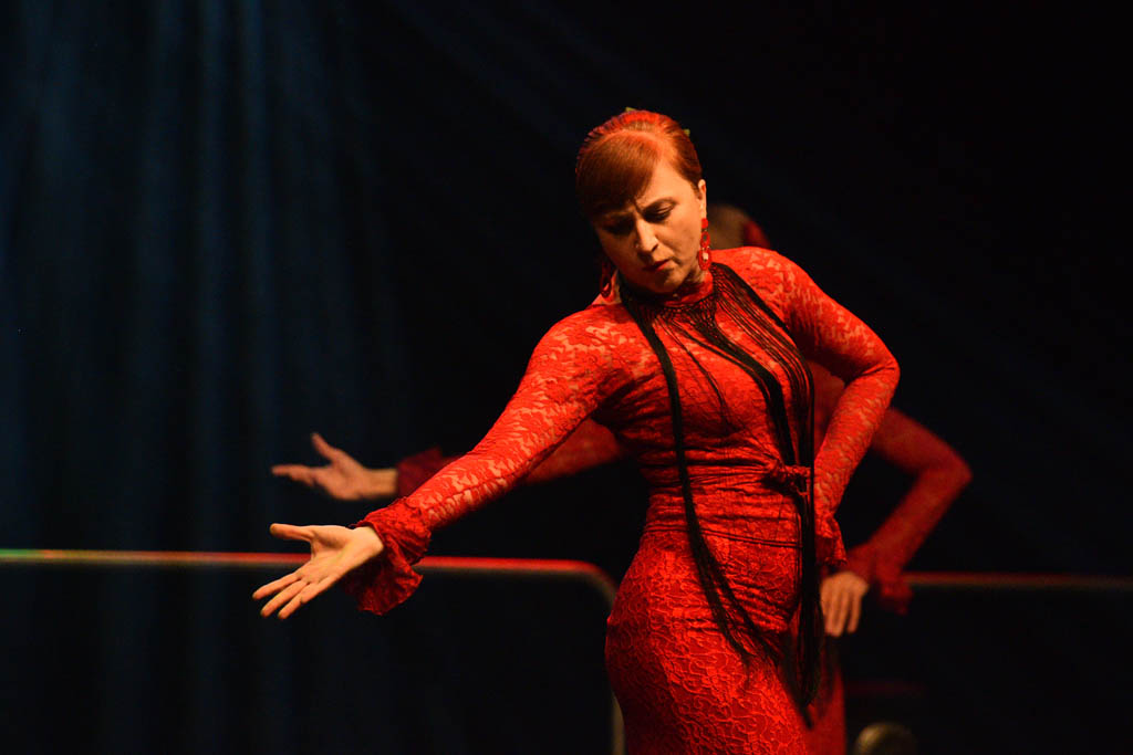 Ogniste rytmy flamenco w mroźny grudniowy wieczór