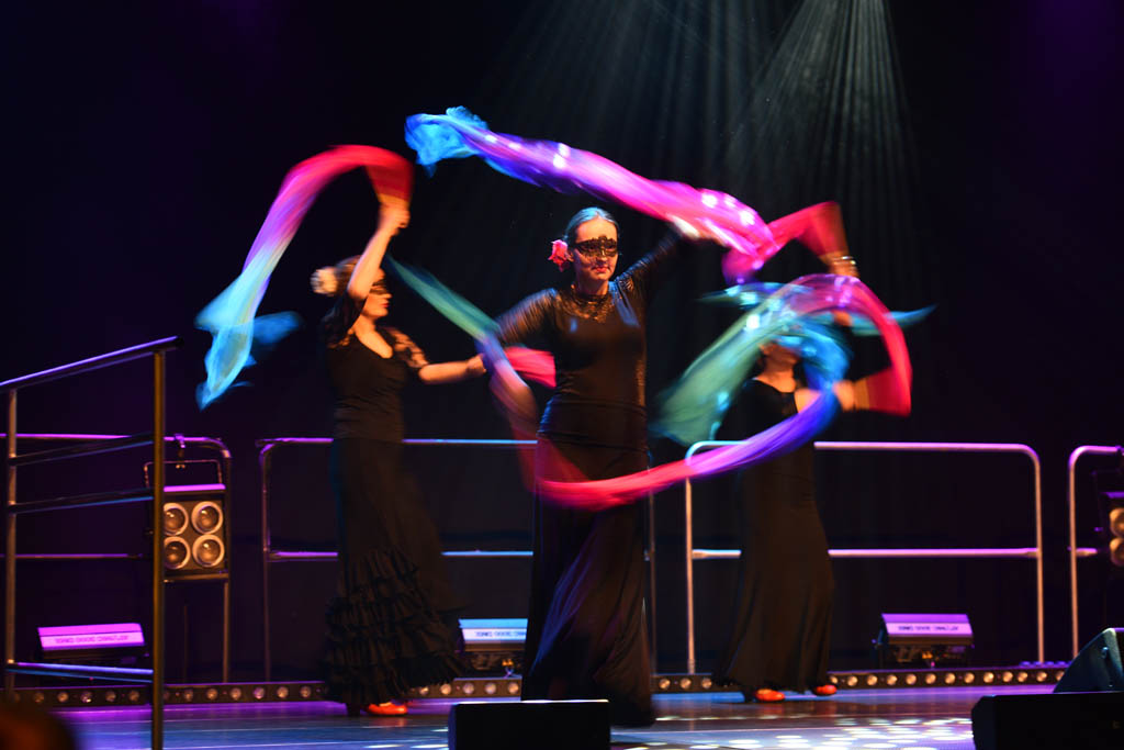 Ogniste rytmy flamenco w mroźny grudniowy wieczór