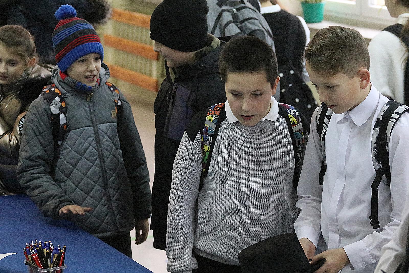 W Szkole Podstawowej nr 16 odbyło się Legnickie Dyktando