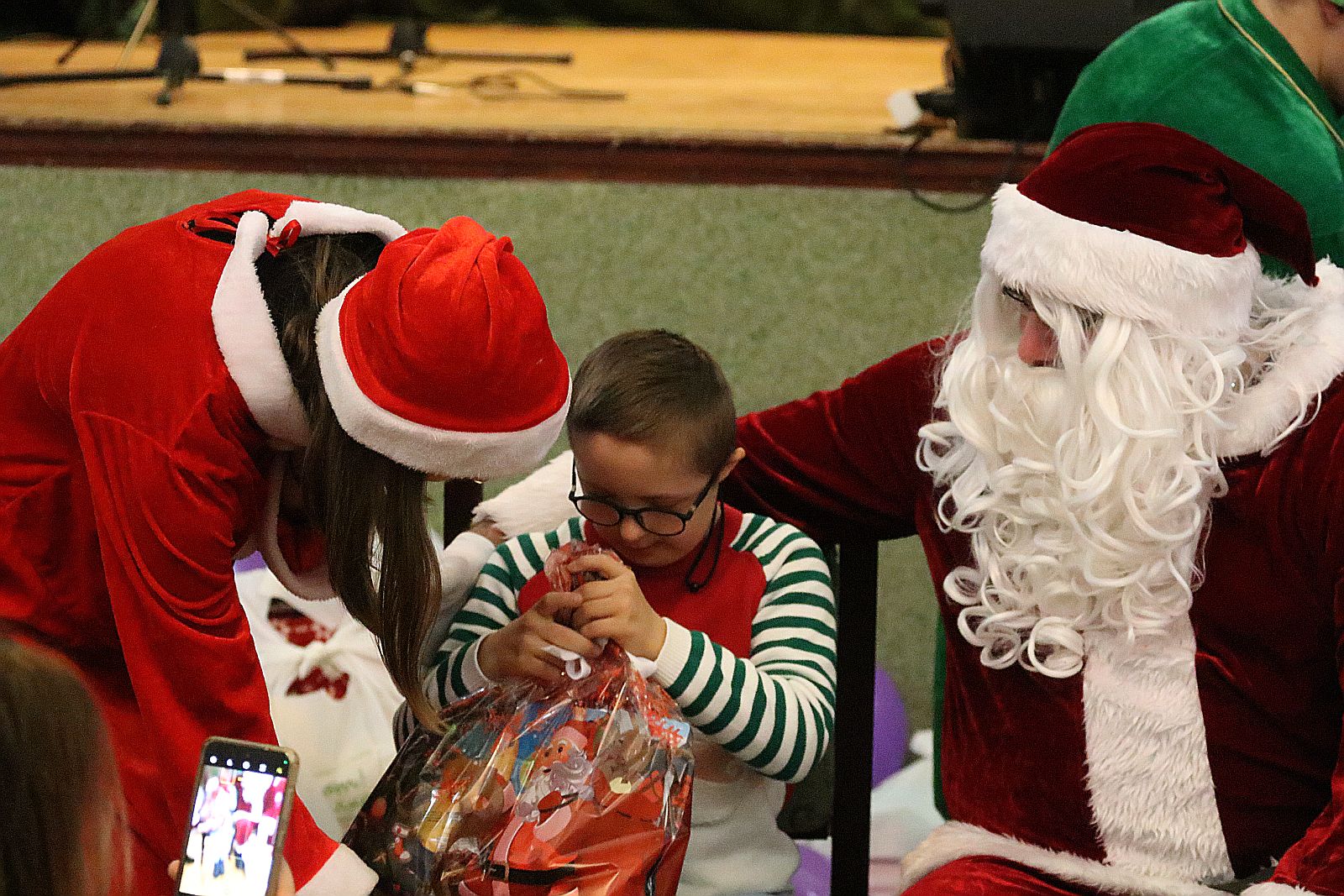 Spotkanie wigilijne Stowarzyszenia „Otwórz Serce”