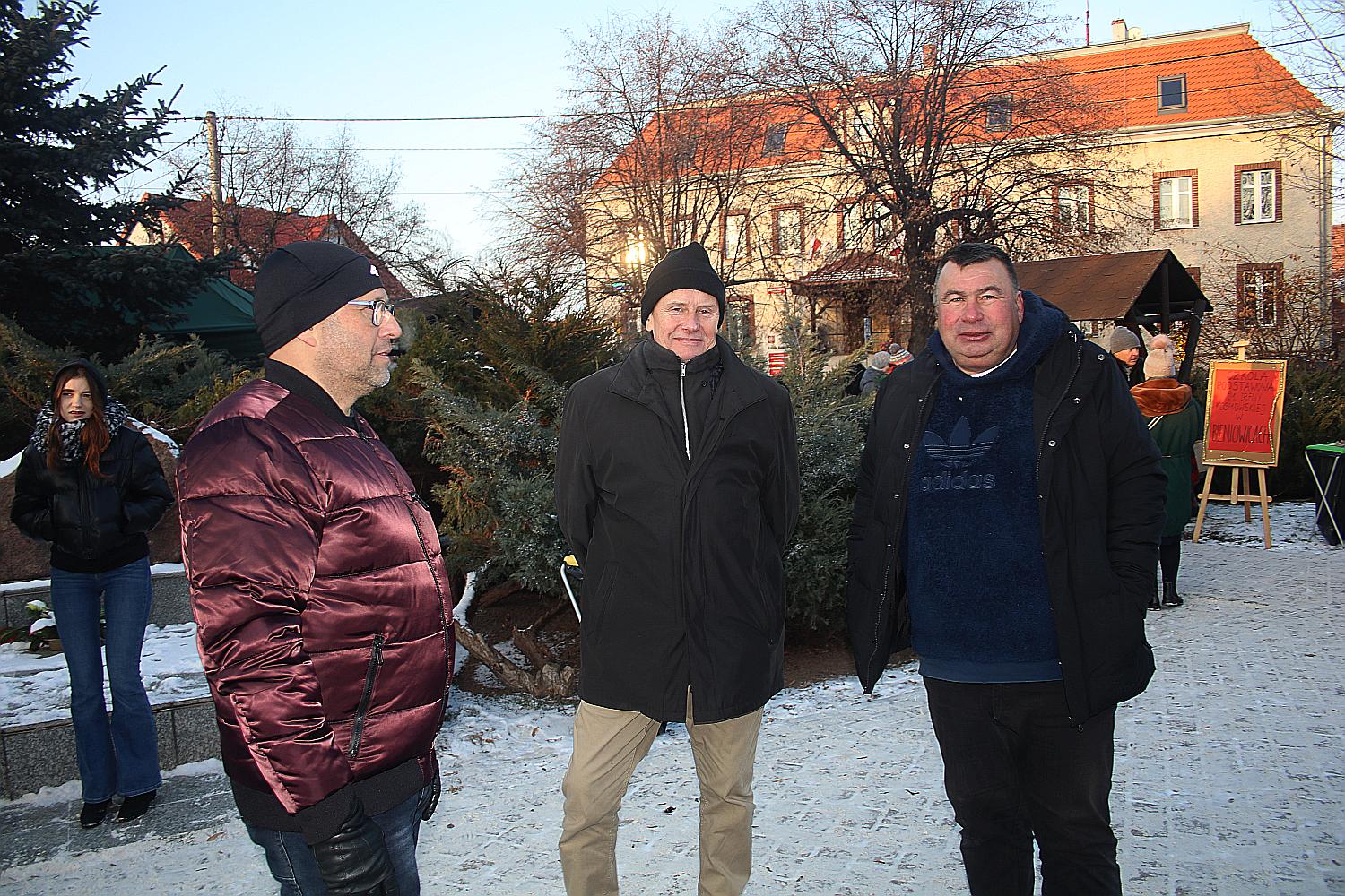 Kunicki Jarmark Bożonarodzeniowy pełen świątecznych klimatów
