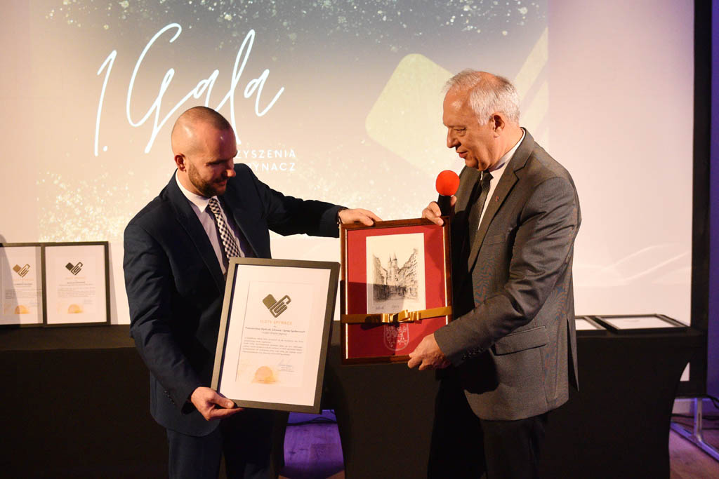 Spynacz otwiera Centrum Rozwoju i Integracji Społecznej