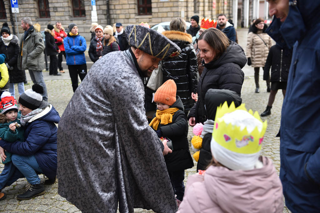 Ulicami Legnicy przeszedł Orszak Trzech Króli