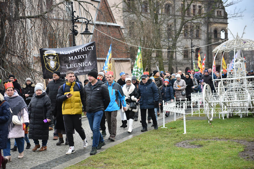 Ulicami Legnicy przeszedł Orszak Trzech Króli
