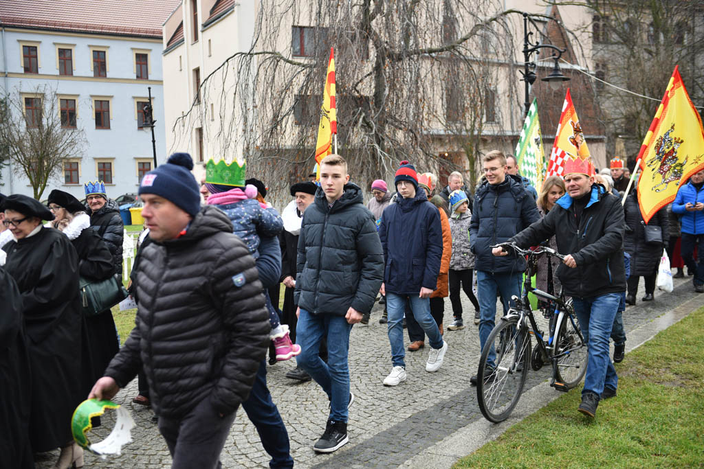 Ulicami Legnicy przeszedł Orszak Trzech Króli