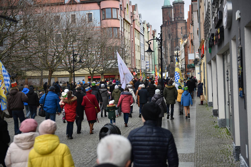 Ulicami Legnicy przeszedł Orszak Trzech Króli