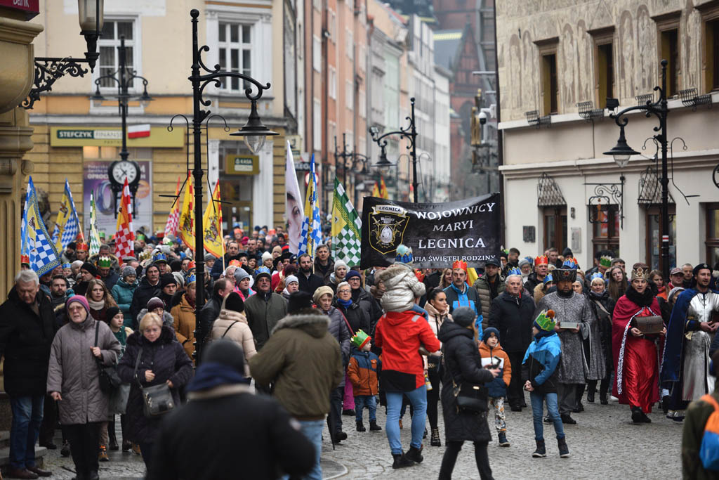 Ulicami Legnicy przeszedł Orszak Trzech Króli