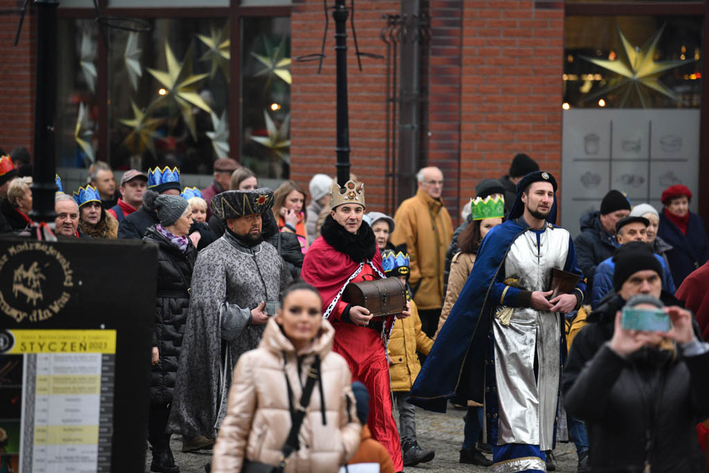 Ulicami Legnicy przeszedł Orszak Trzech Króli