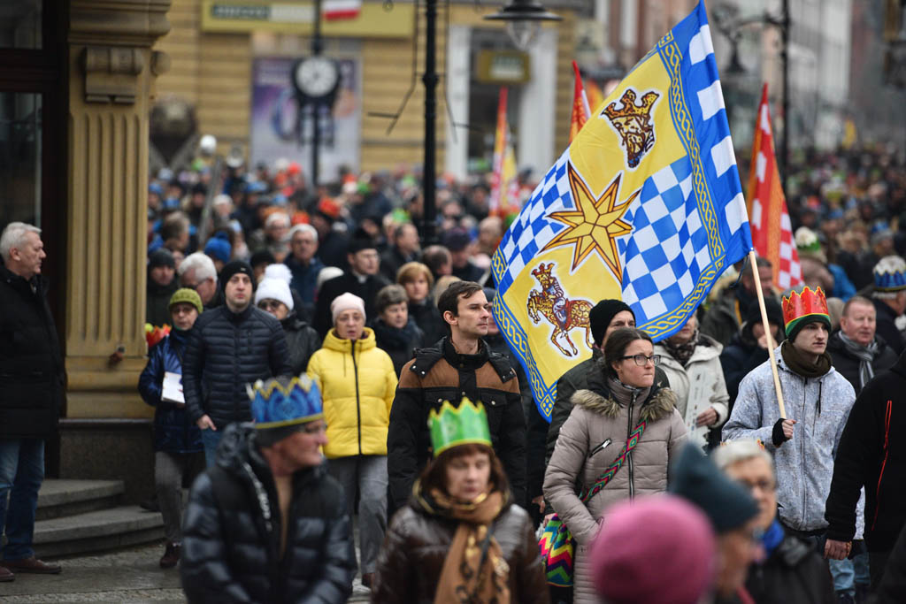 Ulicami Legnicy przeszedł Orszak Trzech Króli
