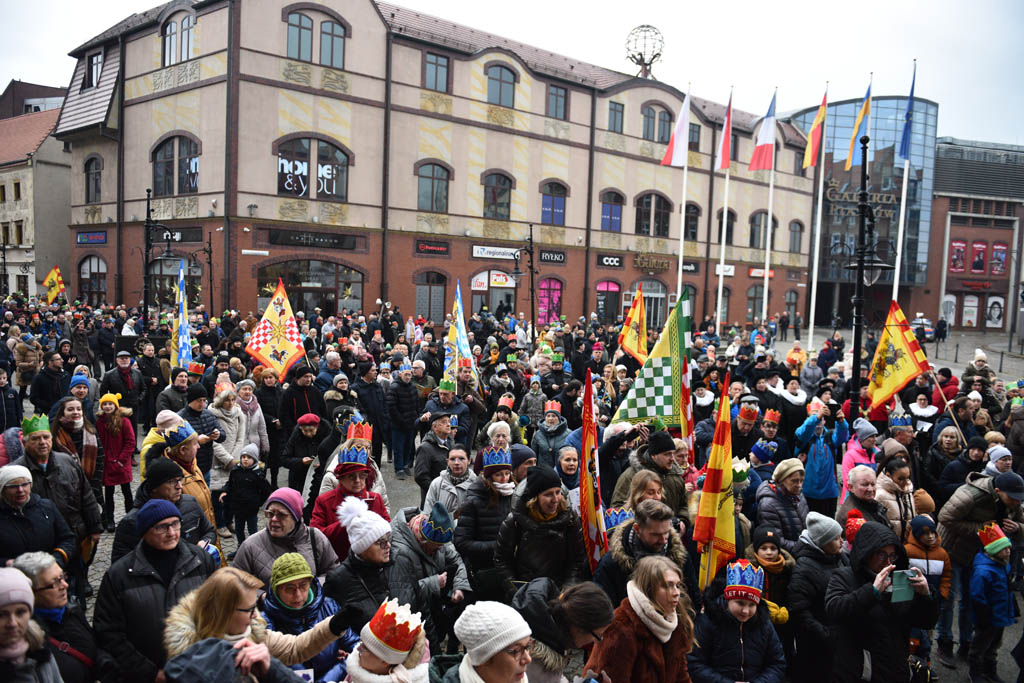 Ulicami Legnicy przeszedł Orszak Trzech Króli