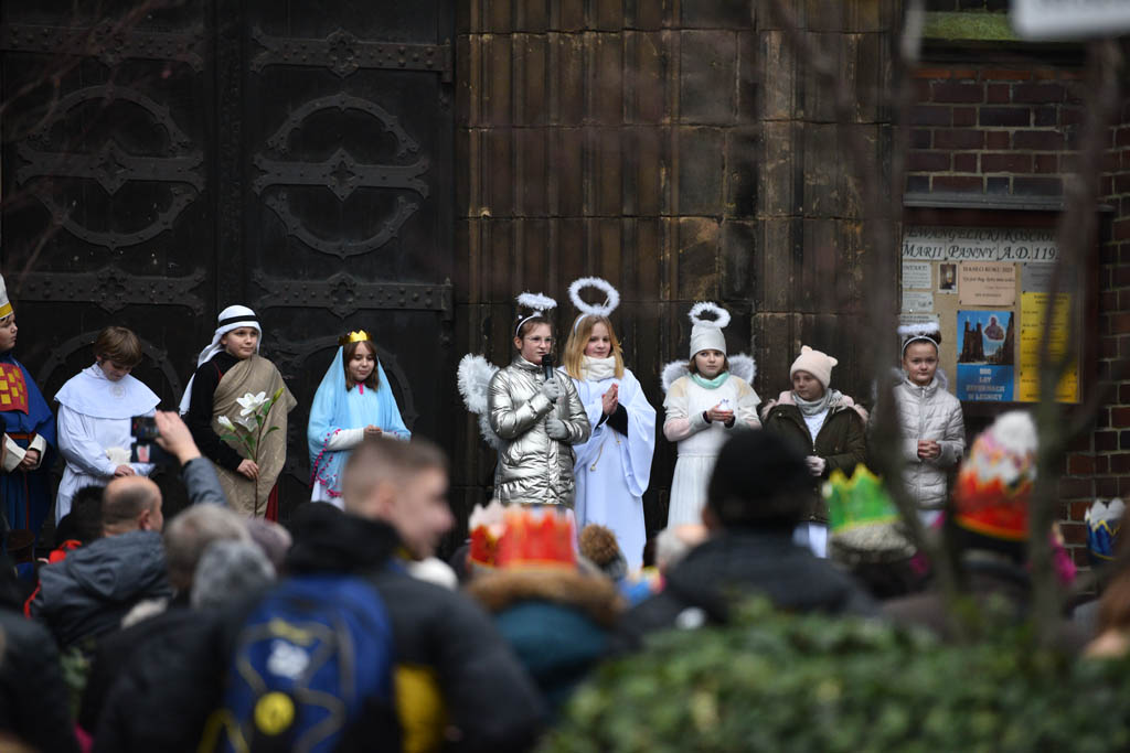 Ulicami Legnicy przeszedł Orszak Trzech Króli