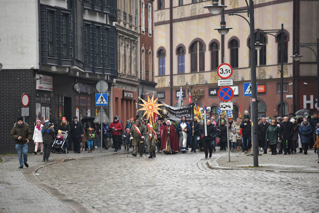 Ulicami Legnicy przeszedł Orszak Trzech Króli