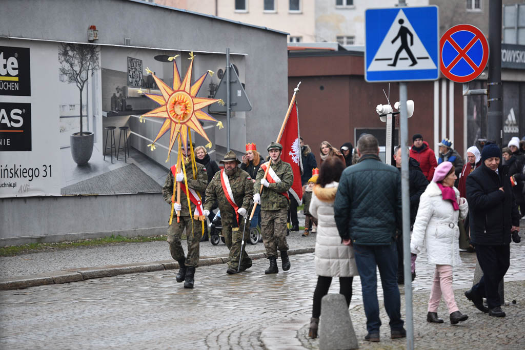 Ulicami Legnicy przeszedł Orszak Trzech Króli