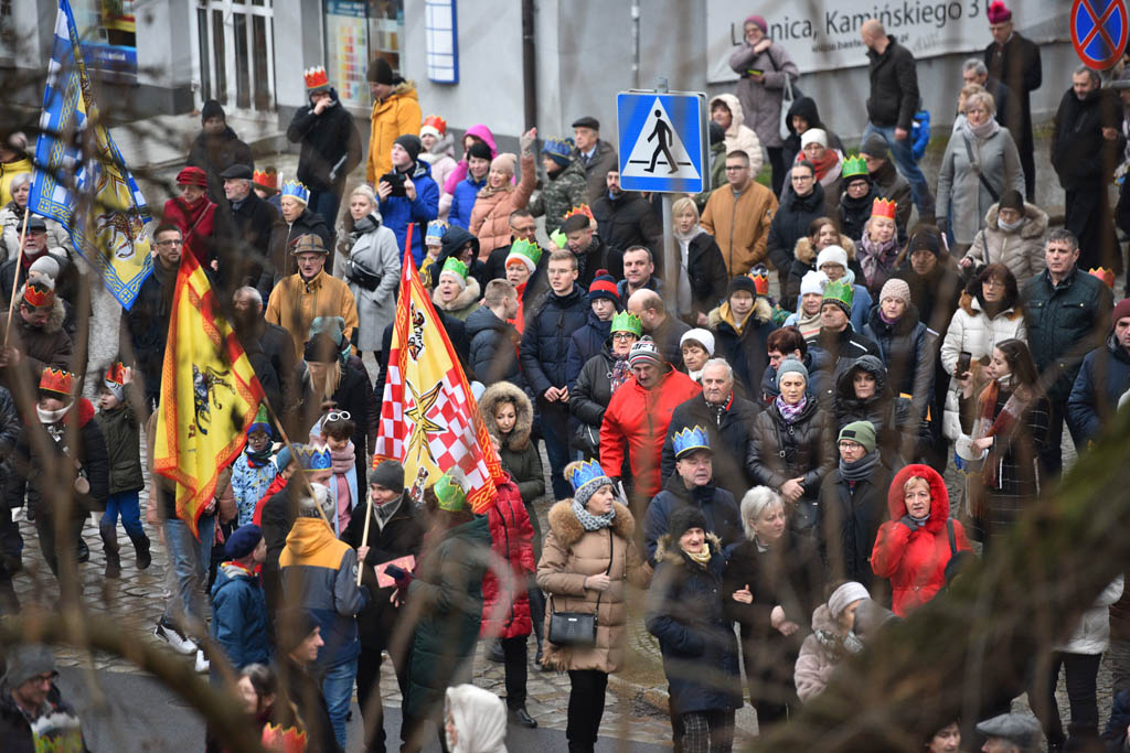 Ulicami Legnicy przeszedł Orszak Trzech Króli