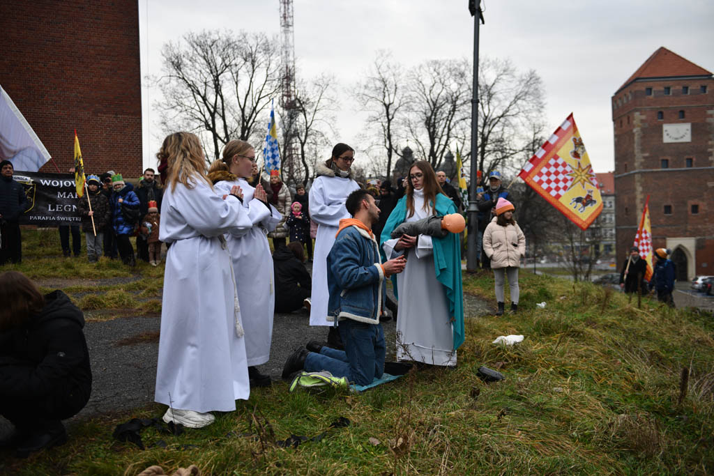 Ulicami Legnicy przeszedł Orszak Trzech Króli