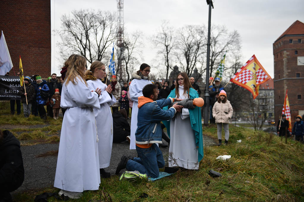 Ulicami Legnicy przeszedł Orszak Trzech Króli